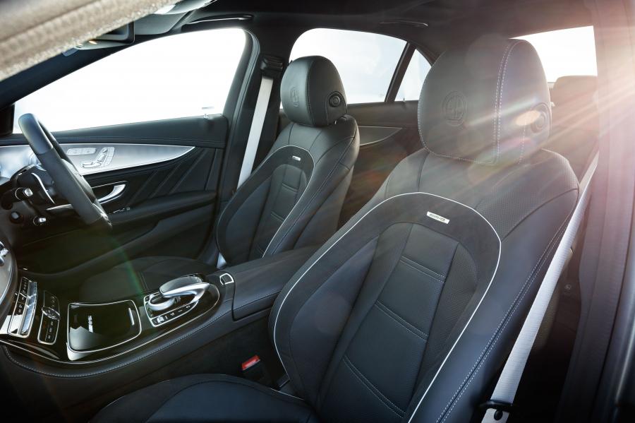 Интерьер Mercedes-AMG E63 S 4Matic+ 2017 года  (UK) (фото 10 из 40)